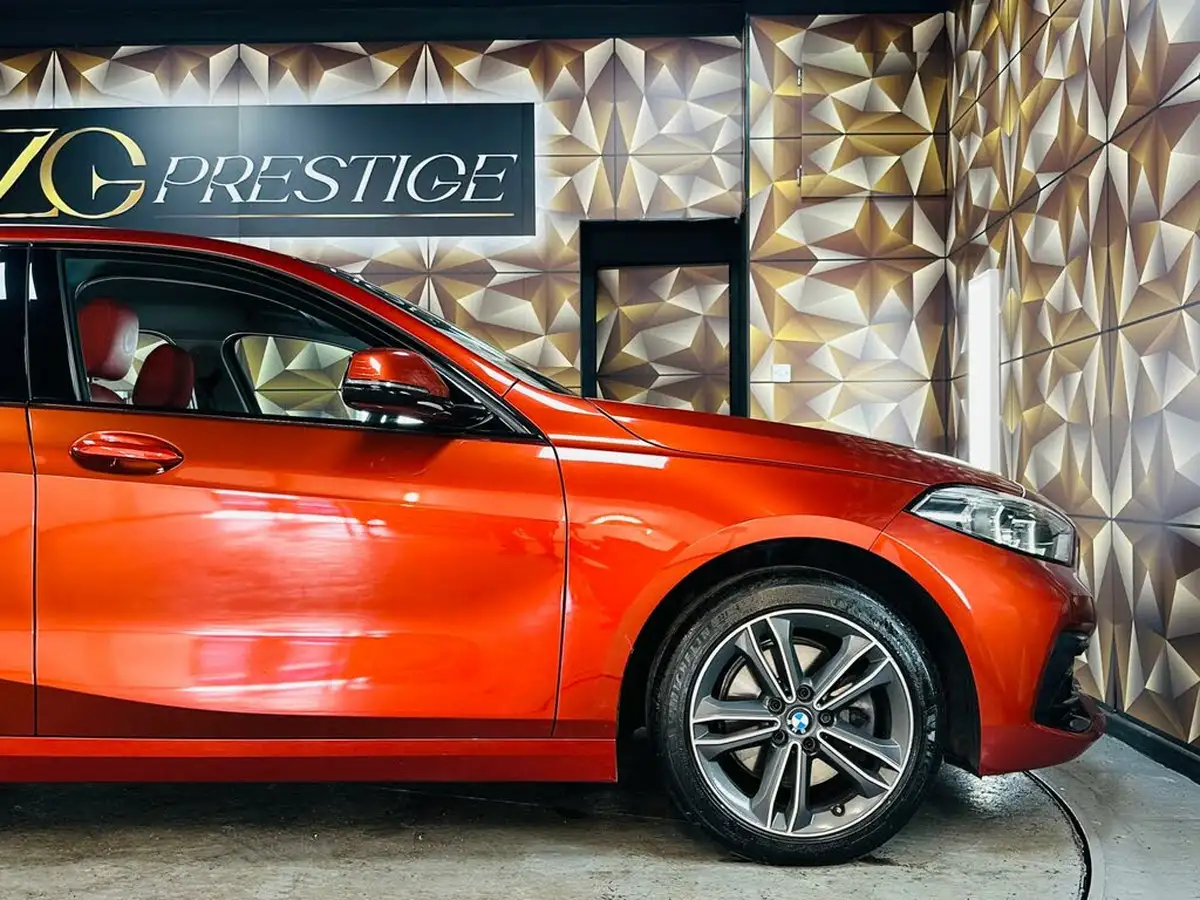 2021-bmw-1-series-15-118i-sport-lcp-big-23