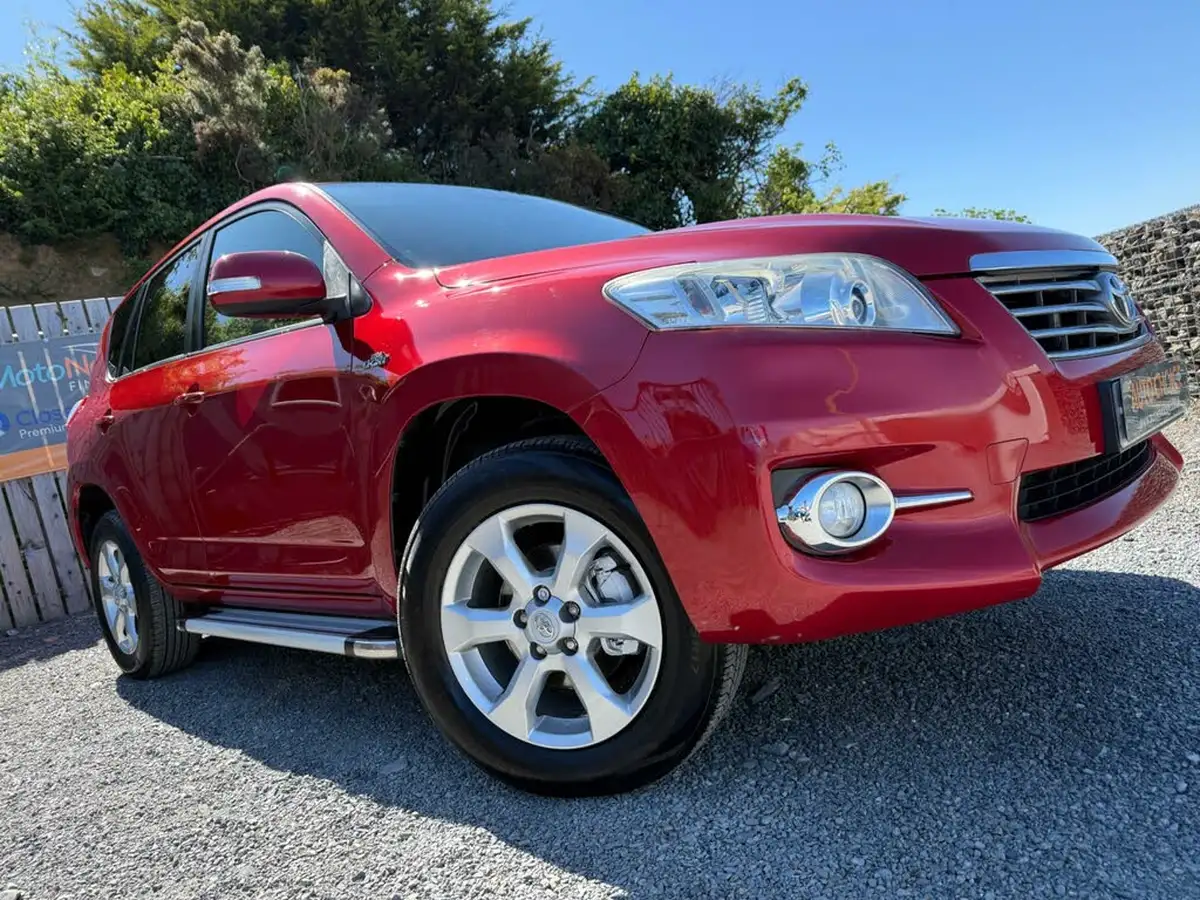 2012-toyota-rav4-22td-xt-r-22d-cat-150bhpawd-auto-big-2