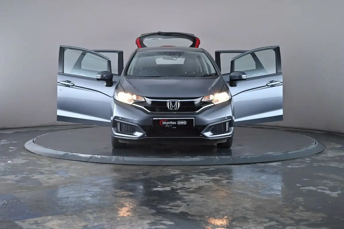 2018-honda-jazz-13-i-vtec-se-navi-big-34