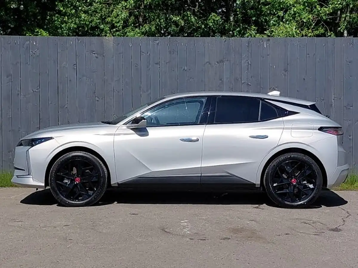 2024-ds-ds-4-e-tense-performance-line-nav-big-2