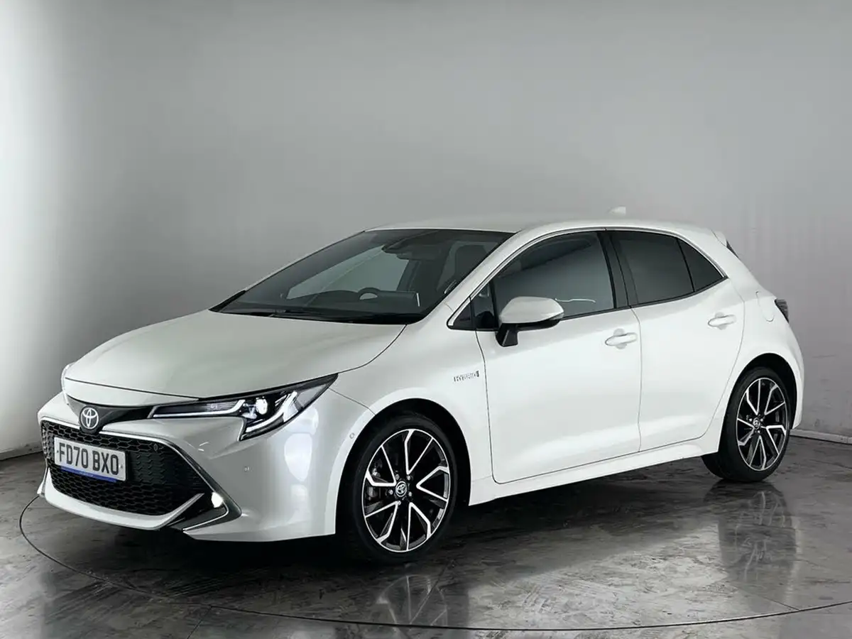 2021-toyota-corolla-18-vvt-i-excel-trk-hatchback-big-2