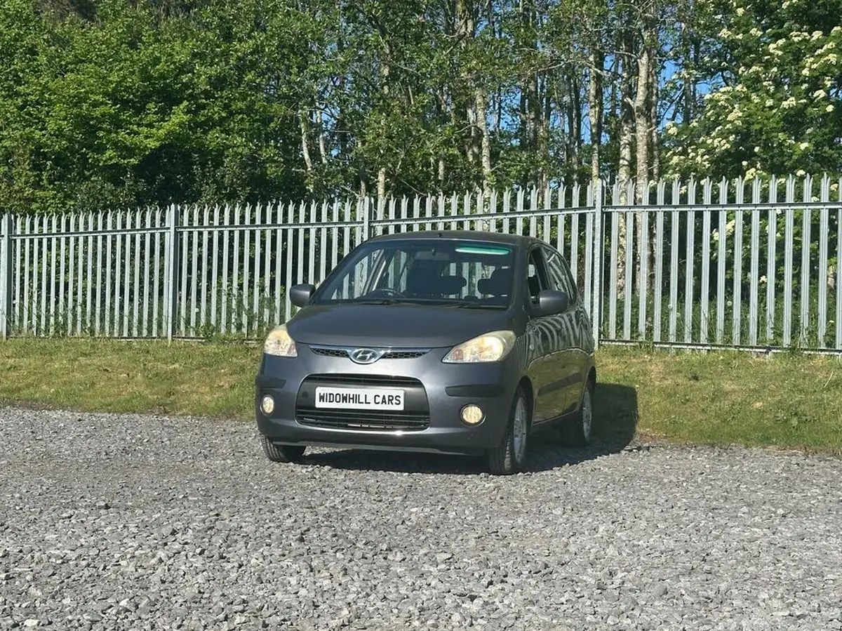 2009-hyundai-i10-12-comfort-76bhp-big-0