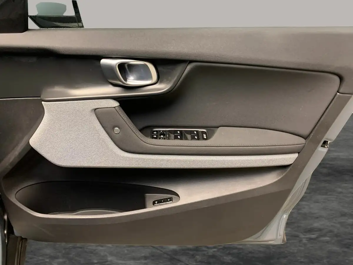 2022-polestar-polestar-2-e-ps2-300kw-longe-dual-plus-pilot-big-41