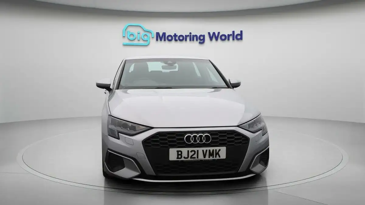 2021-audi-a3-15-35-tfsi-technik-s-tronic-big-2