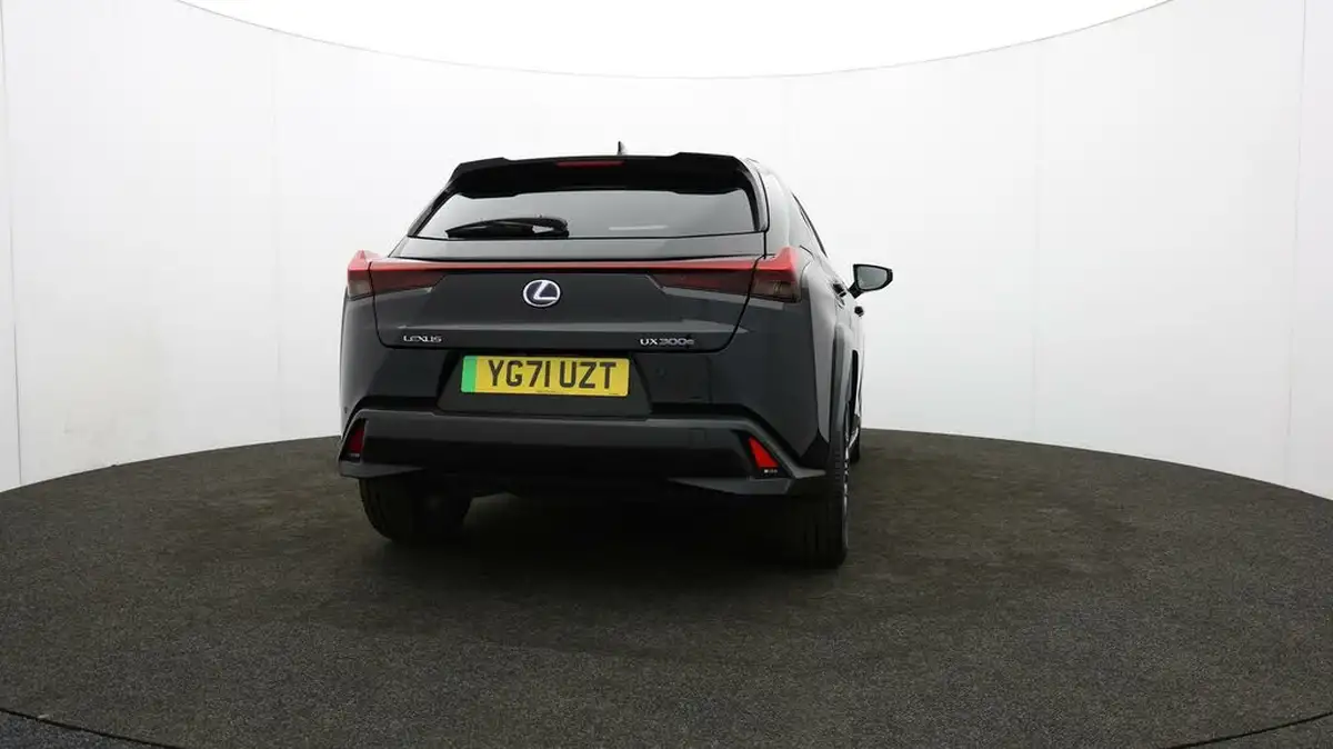 2021-lexus-ux-300e-e-ux-big-79