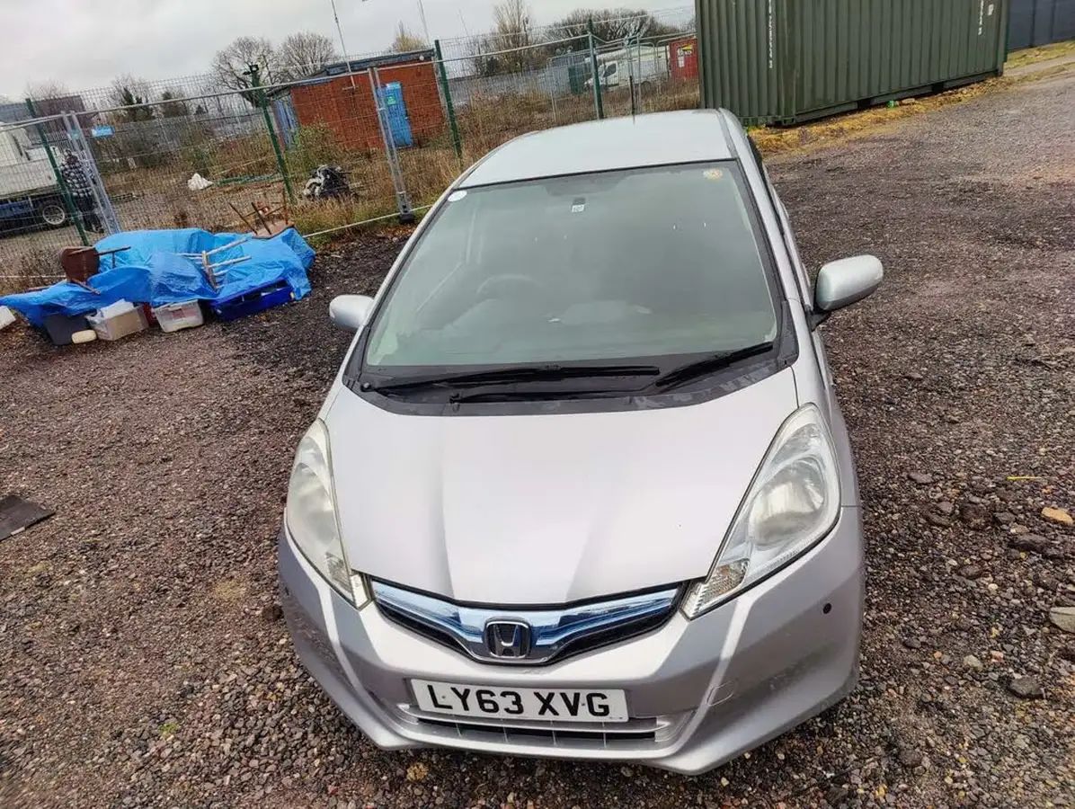 2013-honda-jazz-big-16