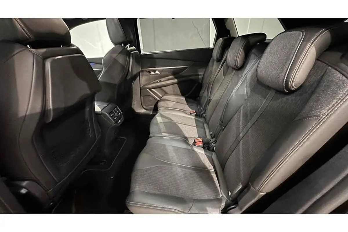 2020-peugeot-5008-suv-12-puretech-gt-line-premium-eat8-big-18