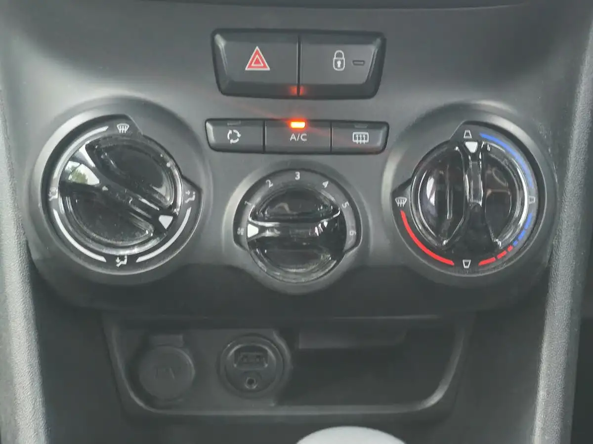 2016-peugeot-208-12-puretech-allure-110bhp-ss-5d-eat6-big-12