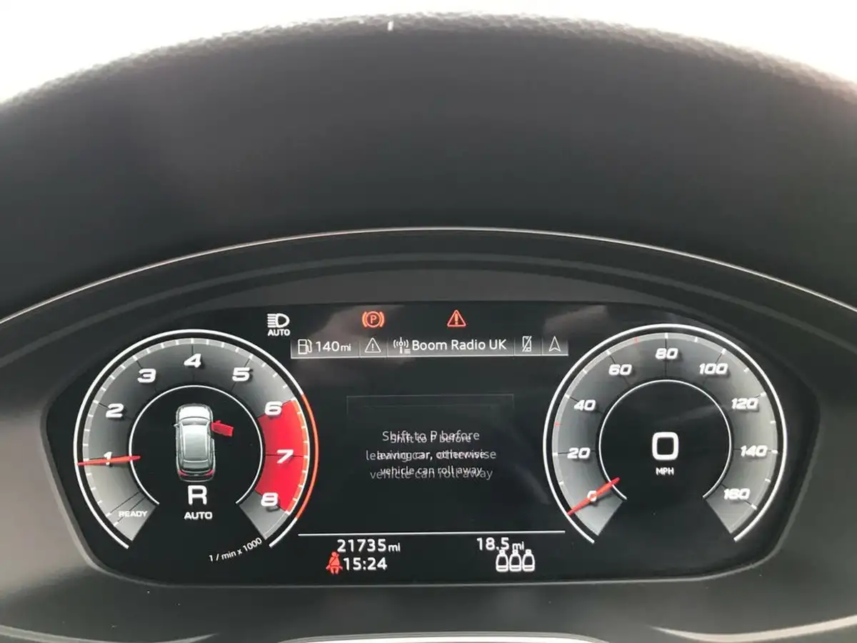 2021-audi-a4-avant-20-35-tfsi-black-edition-s-tronic-big-25