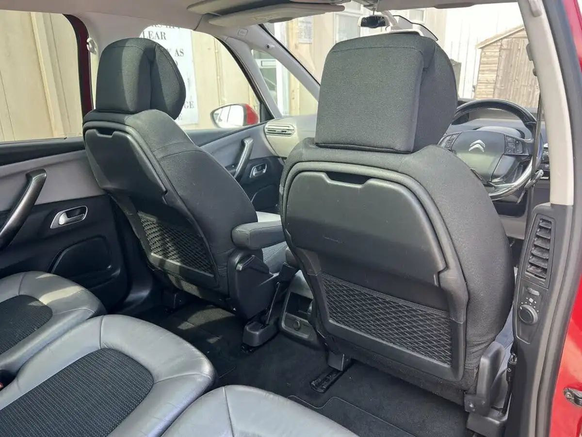 2018-citroen-grand-c4-spacetourer-15bluehdi-flair-big-21