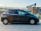 2011-toyota-yaris-small-7