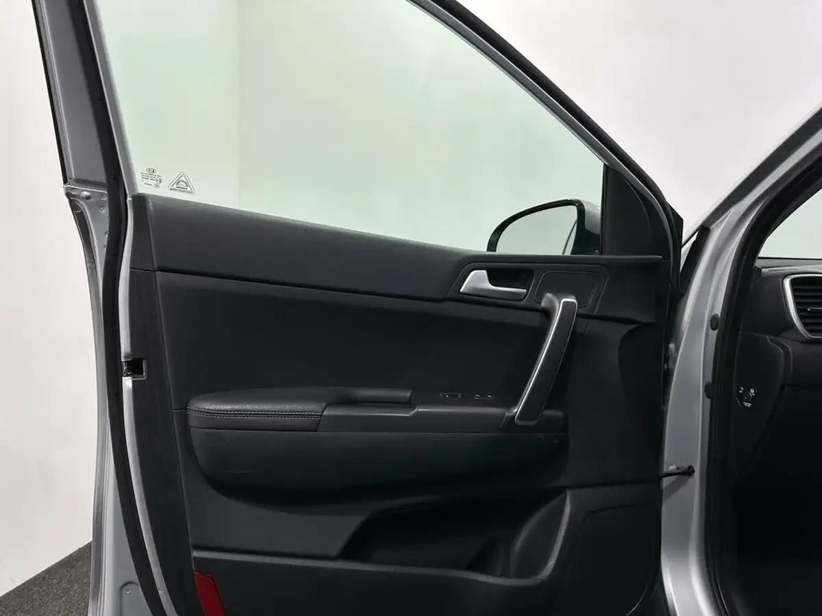 2019-kia-sportage-16-gdi-2-big-35