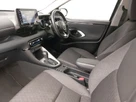 2022-toyota-yaris-15-vvt-i-design-small-4