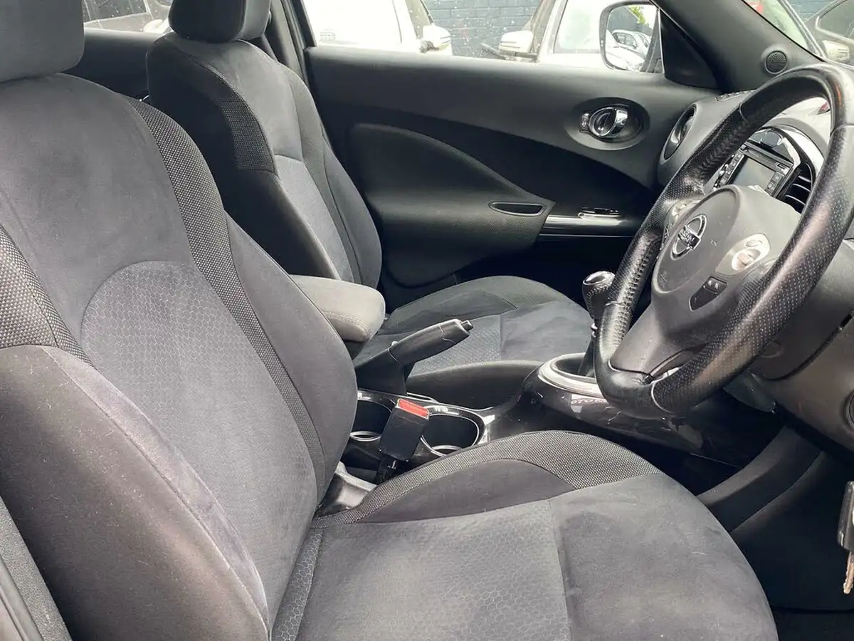 2014-nissan-juke-12-acenta-premium-big-9
