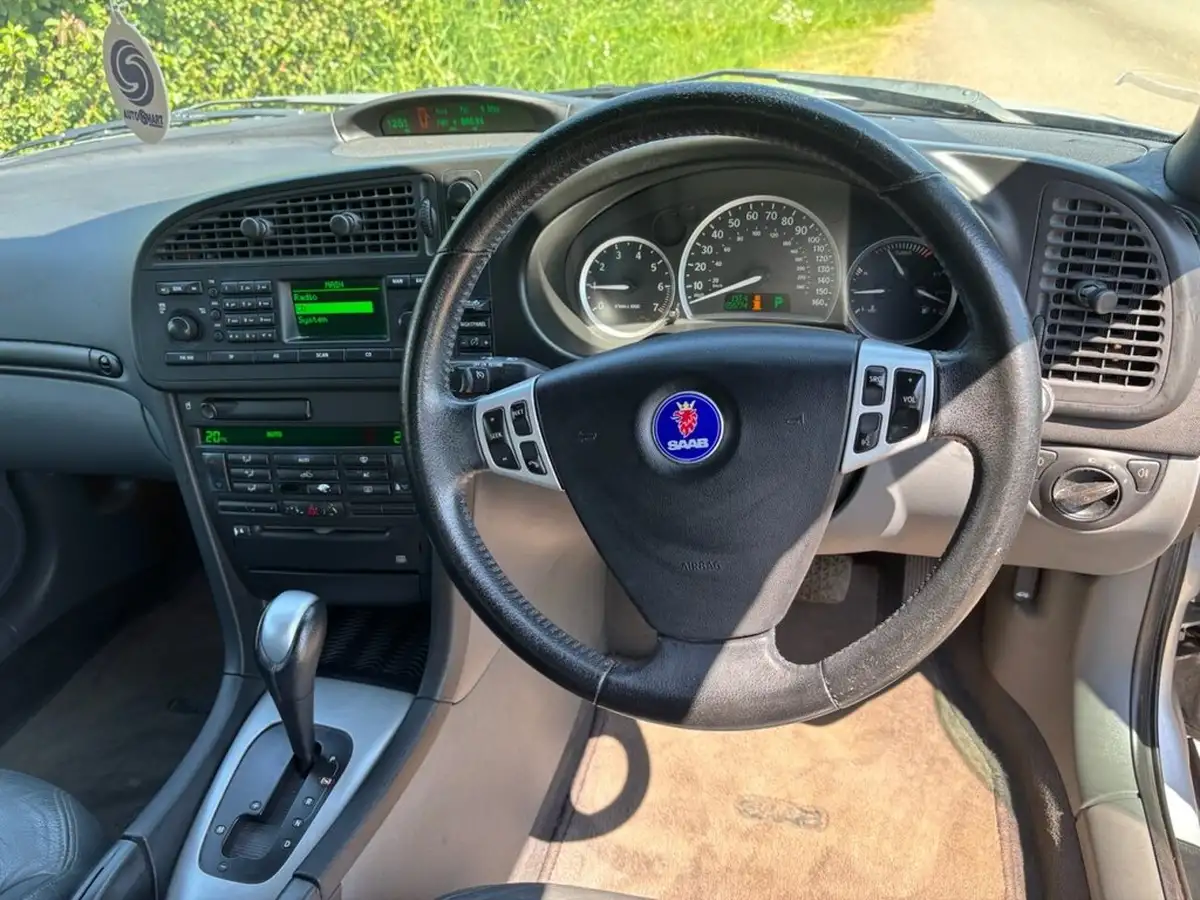 2005-saab-9-3-20-aero-convertible-2d-auto-big-23