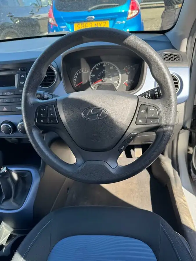 2015-hyundai-i10-12-se-big-4