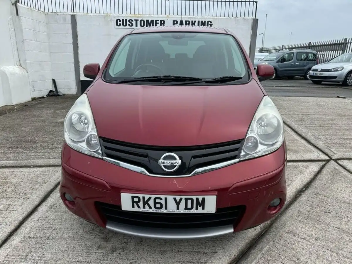 2011-nissan-note-14-n-tec-big-12
