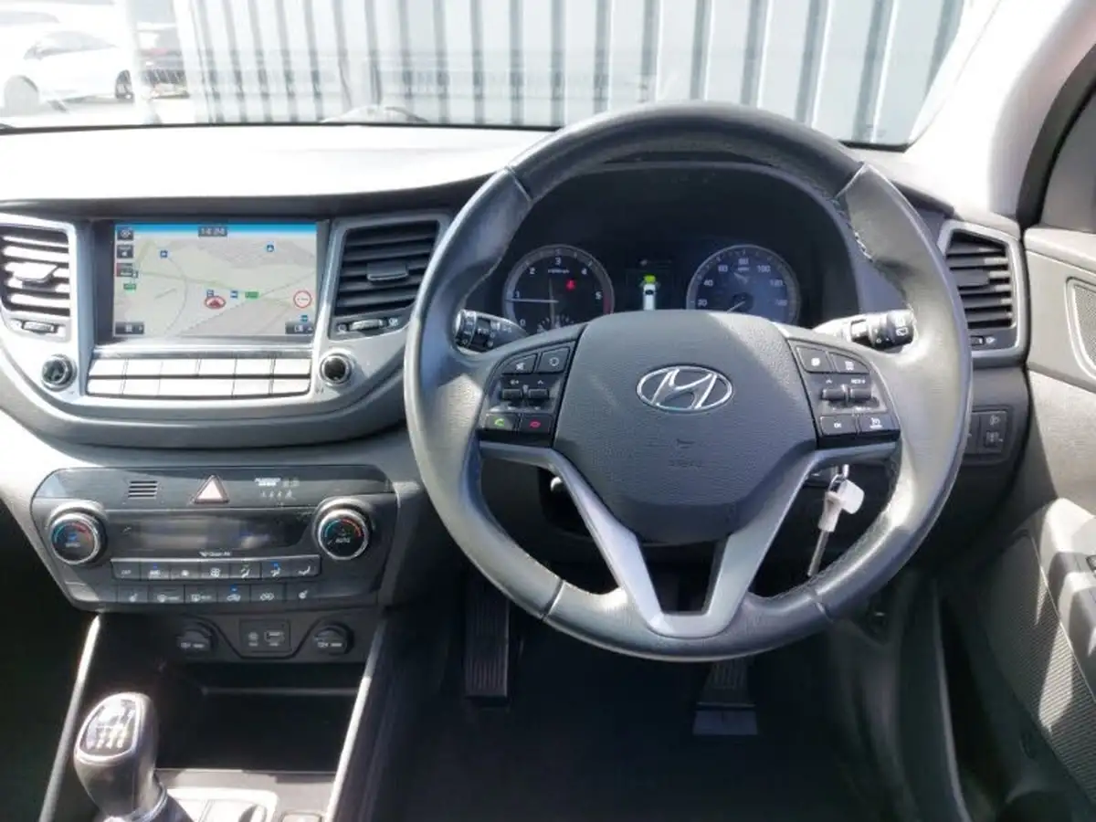 2017-hyundai-tucson-17crdi-blue-drive-sport-edition-116ps-big-6
