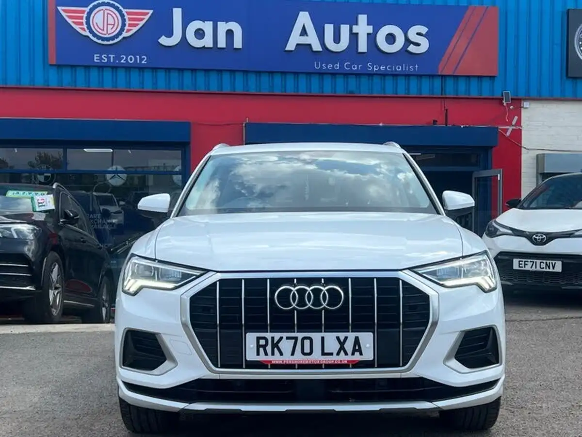 2020-audi-q3-15-35-tfsi-sport-cod-station-wagon-1498cc-big-15