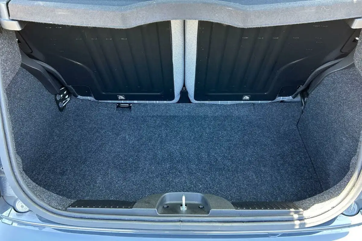 2020-fiat-500-10-lounge-big-22