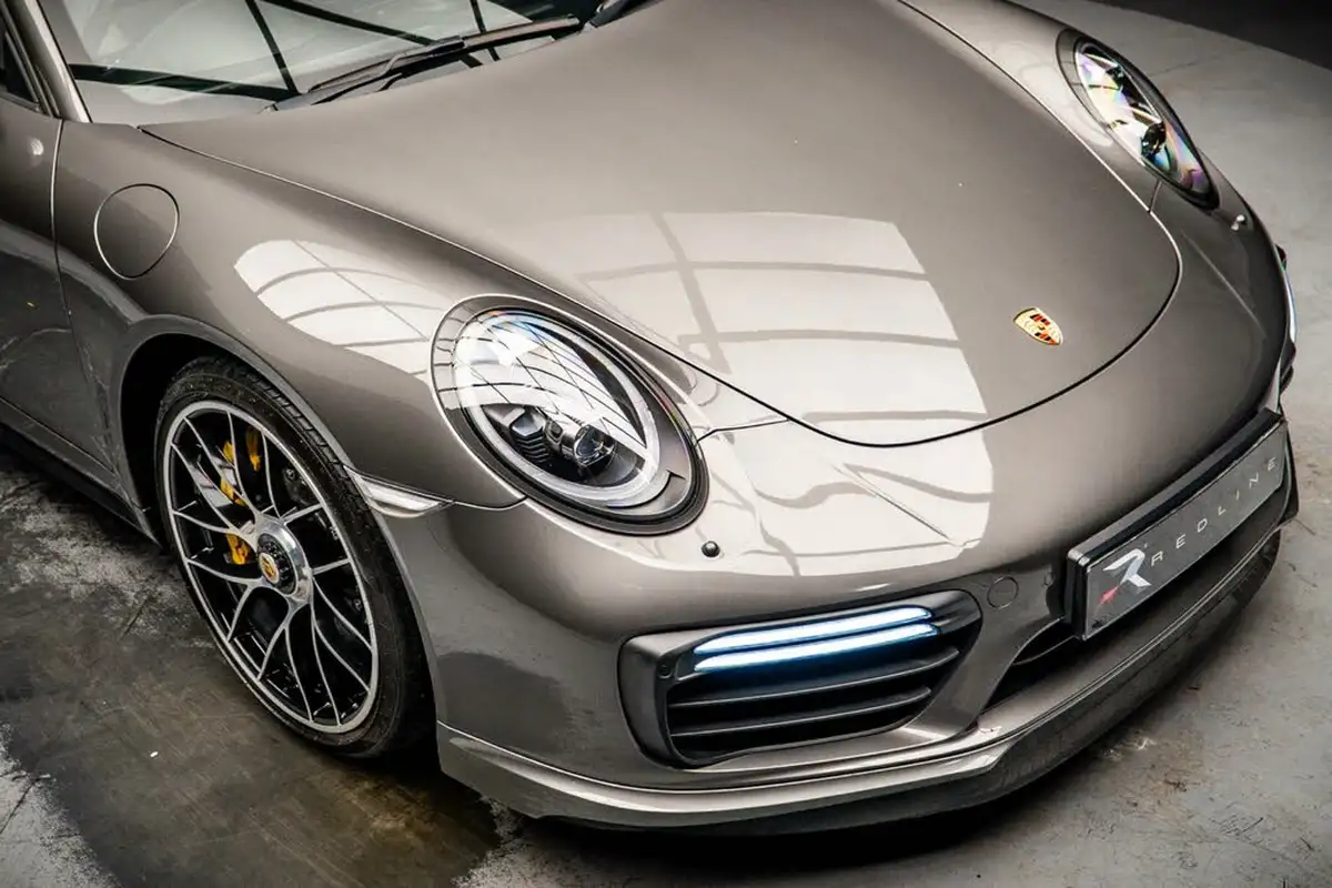 2017-porsche-911-38-turbo-s-cabriolet-big-9