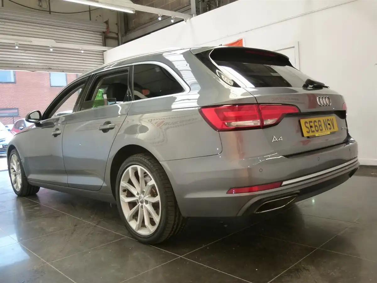 2019-audi-a4-avant-20-35-tfsi-sport-big-21