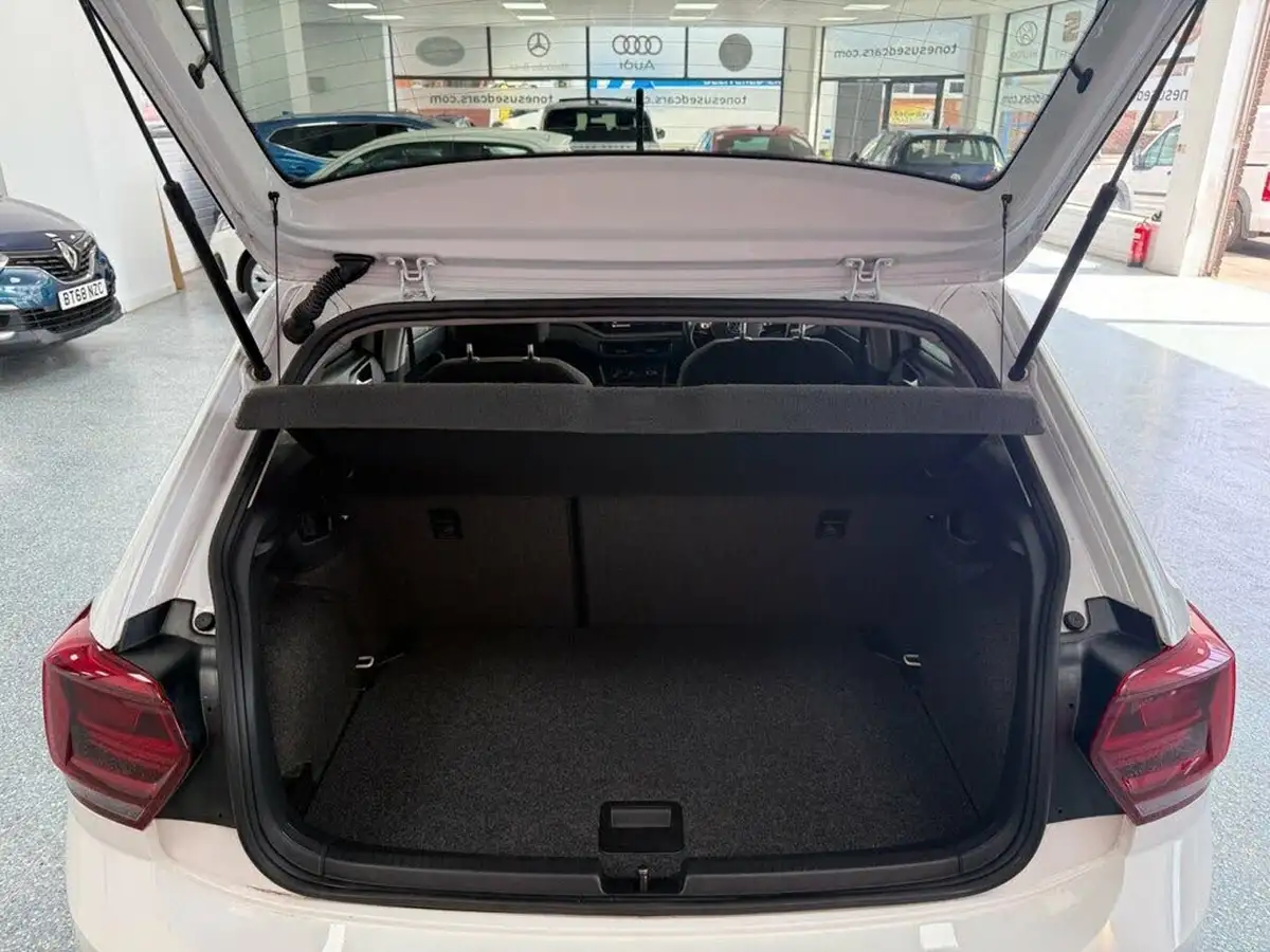 2021-volkswagen-polo-10-match-big-8