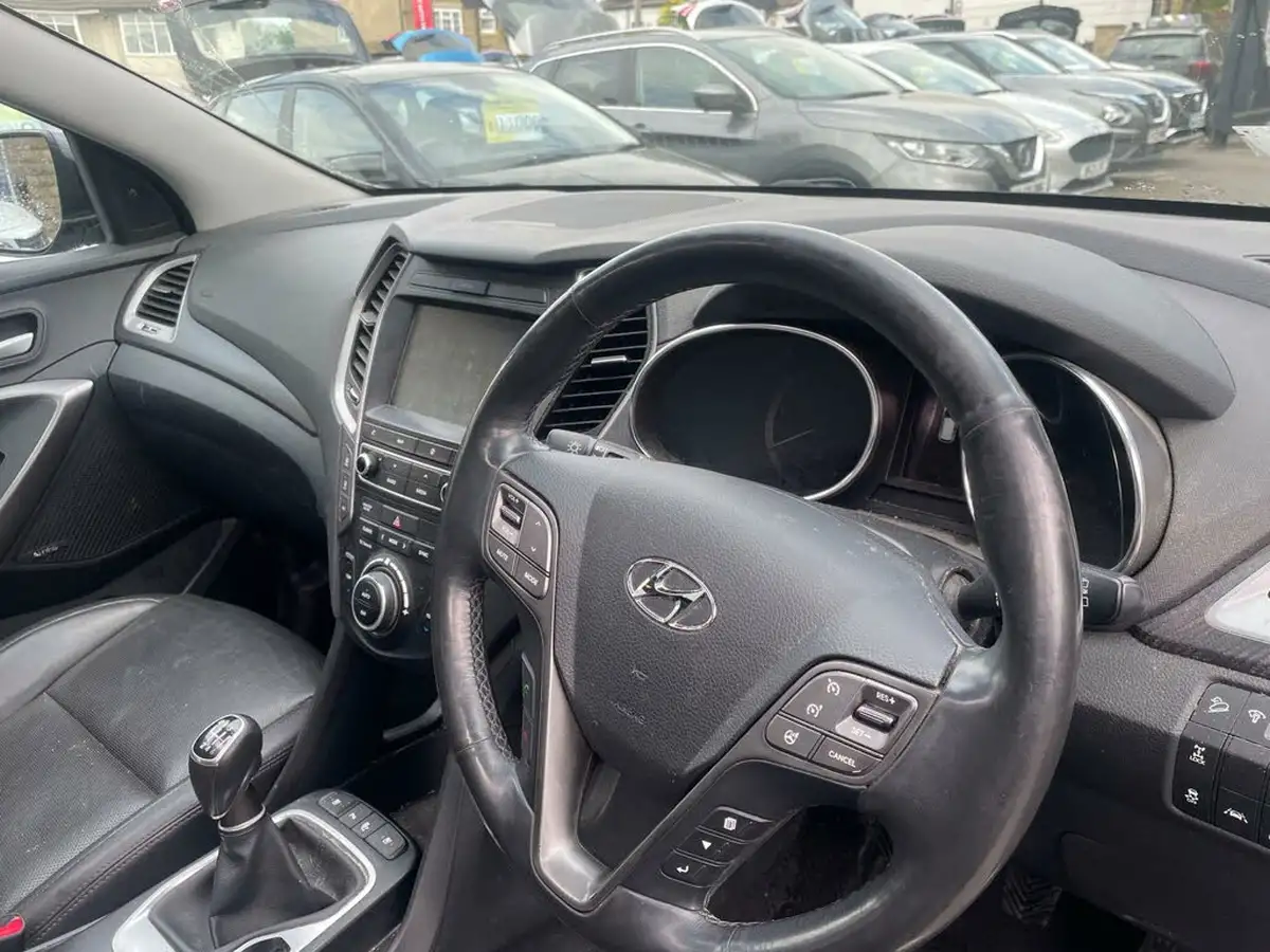 2016-hyundai-santa-fe-22-crdi-premium-se-22-crdi-200ps-blue-drive-isg-big-8