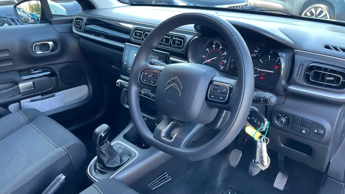 2024-citroen-c3-12-puretech-plus-83ps-big-10