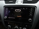 2017-skoda-octavia-20tdi-vrs-estate-dsg-small-30