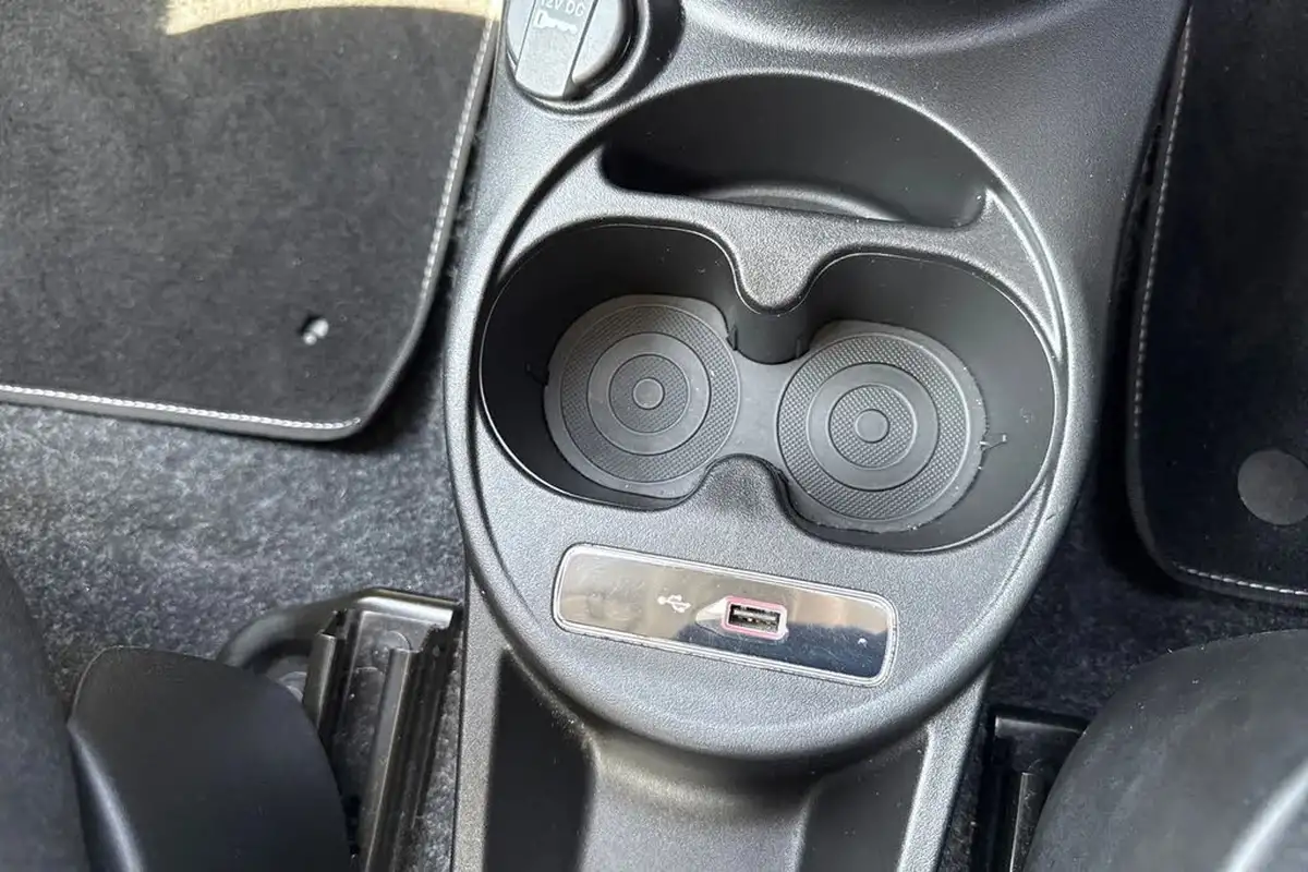 2019-fiat-500-12-lounge-ss-dualogic-big-53