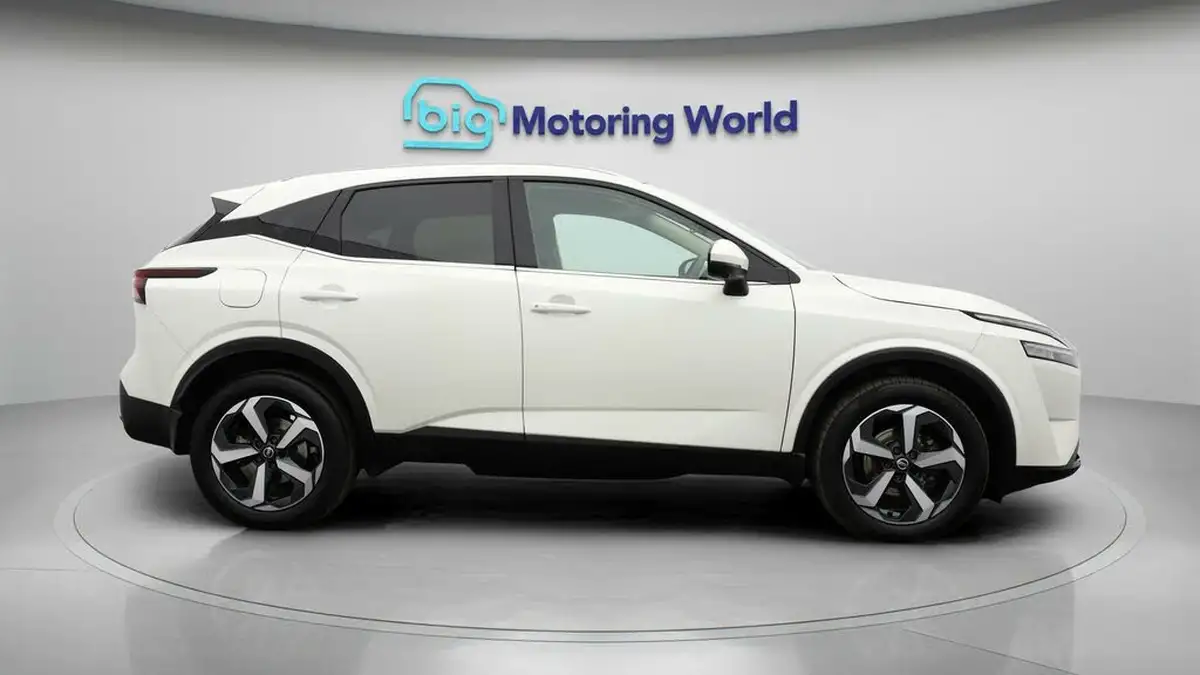 2021-nissan-qashqai-13-dig-t-premiere-edition-158ps-x-tronic-big-7