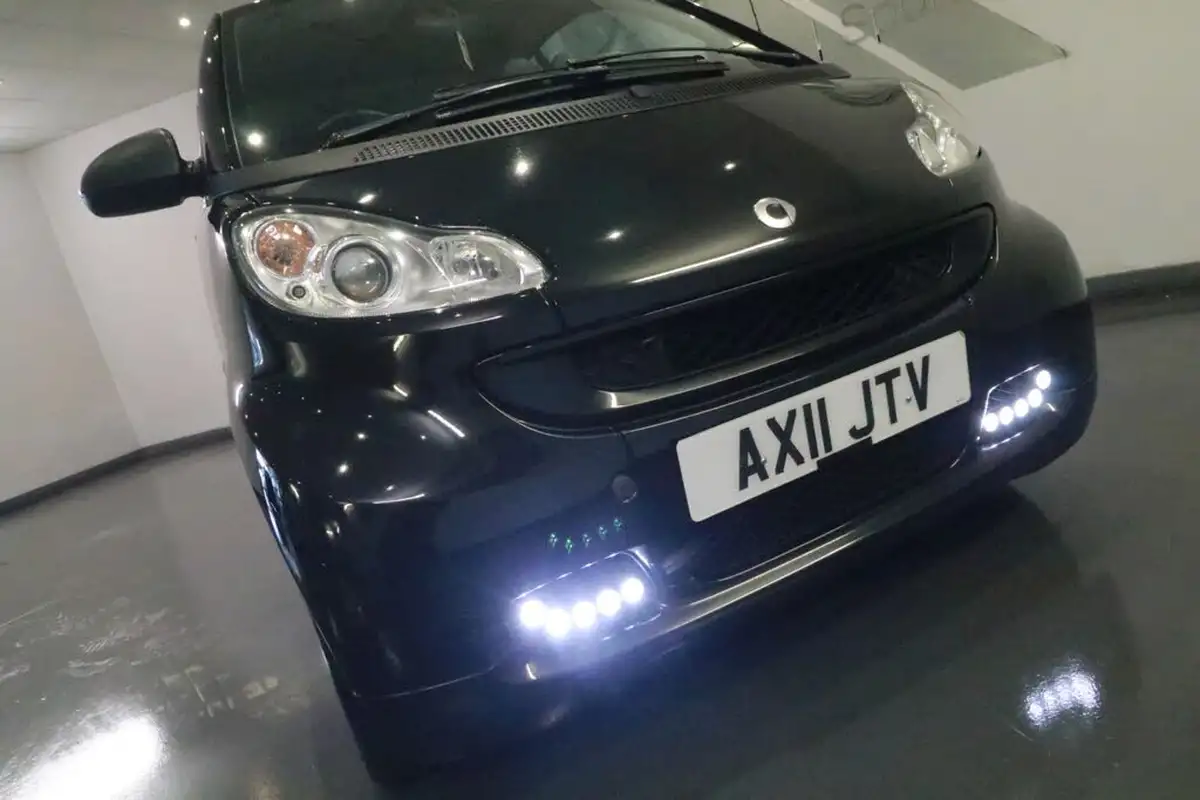2011-smart-fortwo-10-passion-71bhp-coupe-softouch-big-12