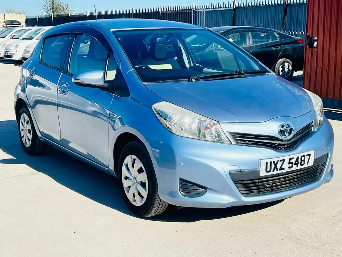 2011-toyota-yaris-133-tr-99bhp-5d-m-drive-s-big-6