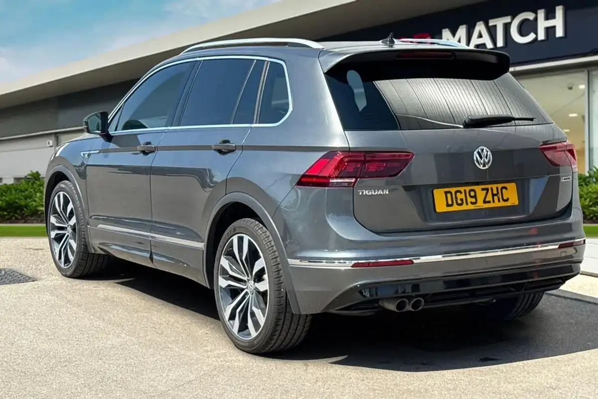2019-volkswagen-tiguan-20tdi-r-line-tech-190ps-4motion-dsg-big-1