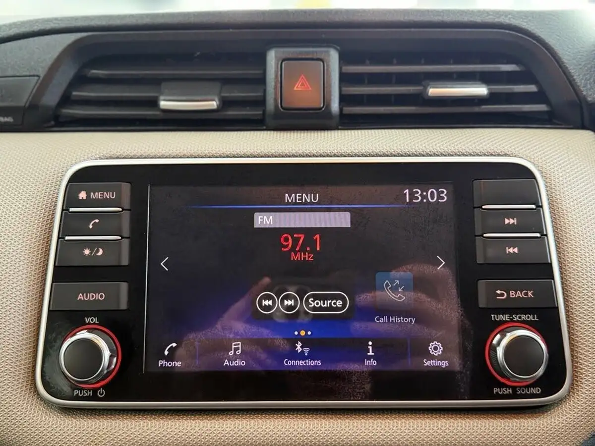 2019-nissan-micra-09-ig-t-acenta-limited-edition-big-32
