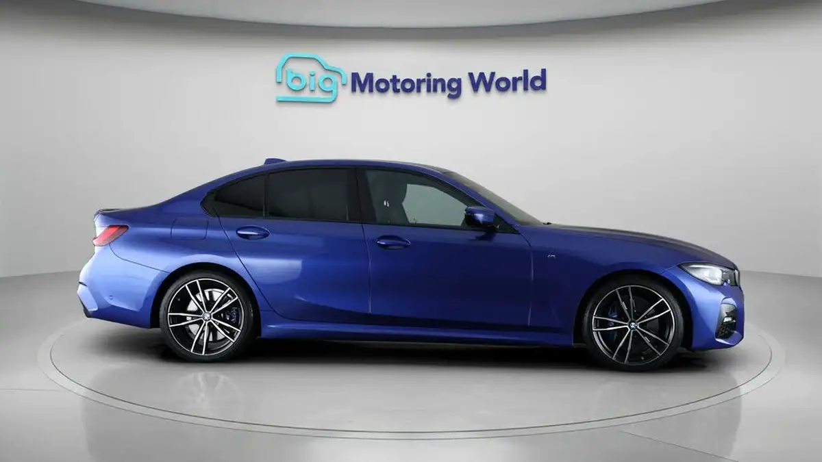 2022-bmw-3-series-20-320i-m-sport-saloon-4d-big-8