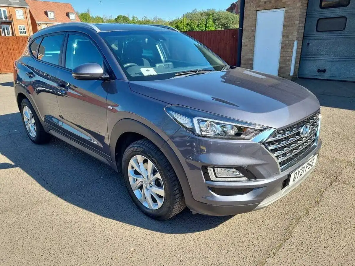 2021-hyundai-tucson-16crdi-se-nav-136ps-dct-big-15