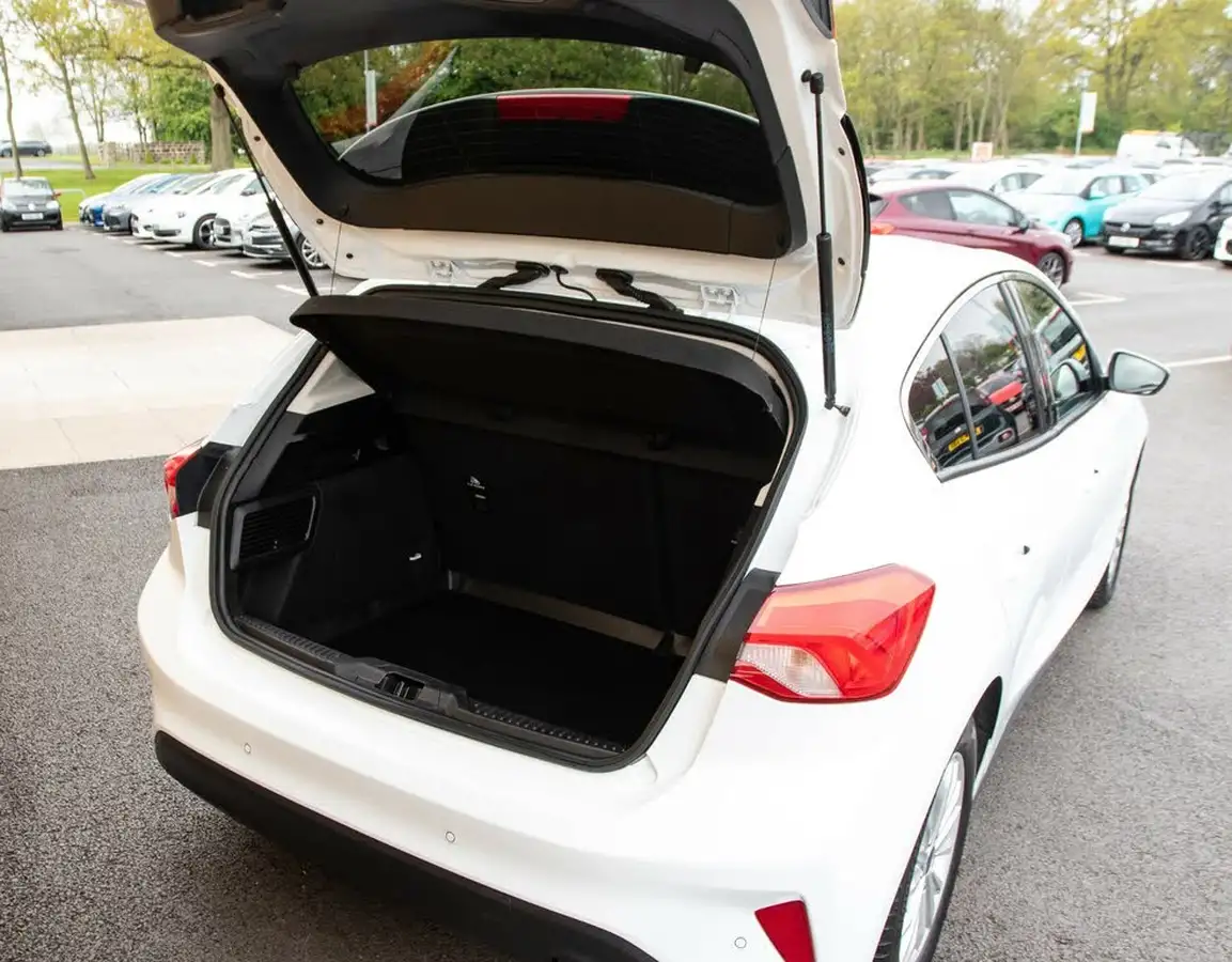 2020-ford-focus-10t-titanium-edition-125ps-hybrid-mhev-hatchback-big-33
