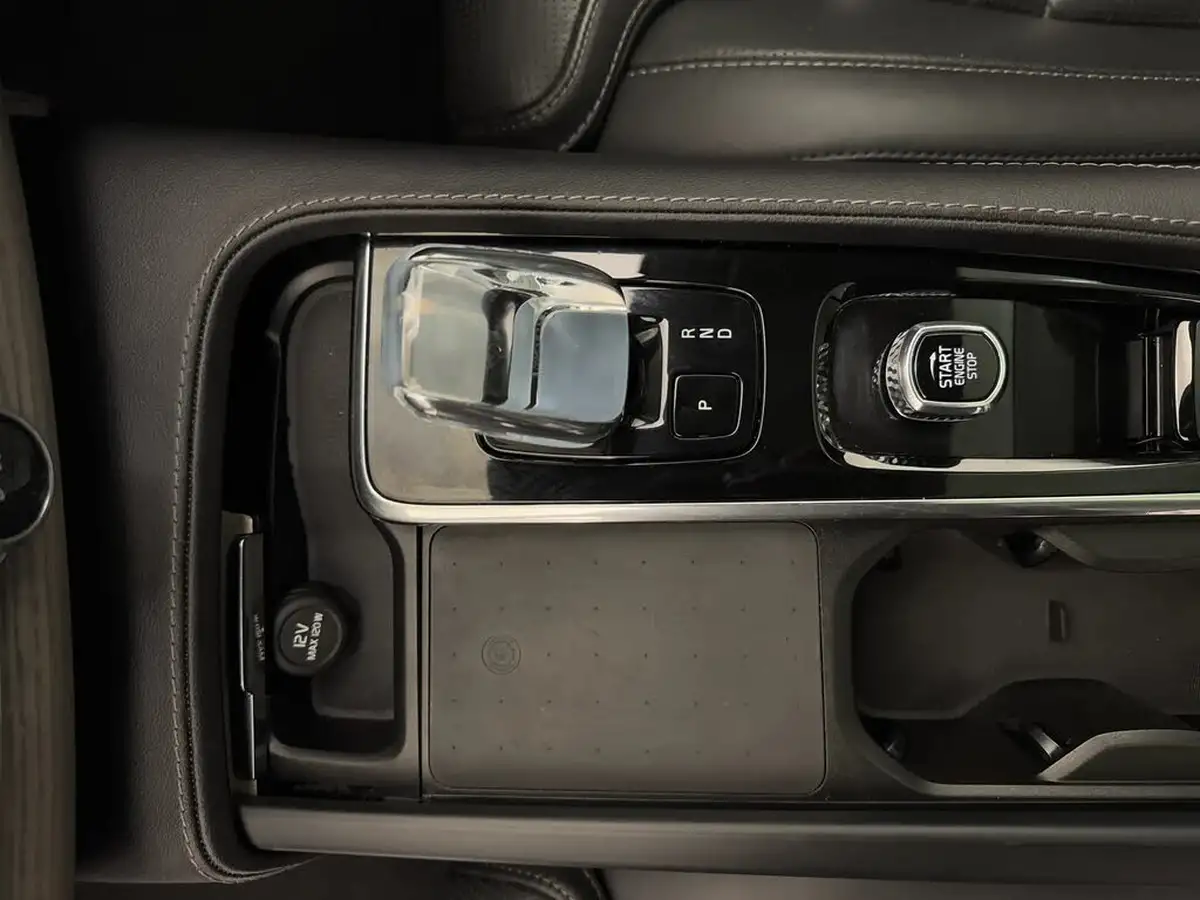 2023-volvo-xc90-20-b5-plus-big-24