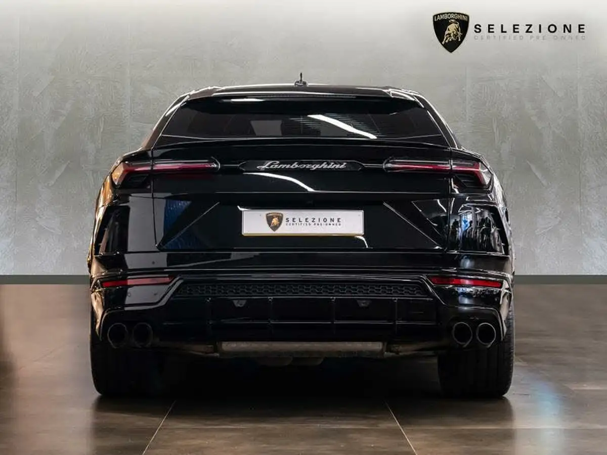 2020-lamborghini-urus-40-no-trim-big-3