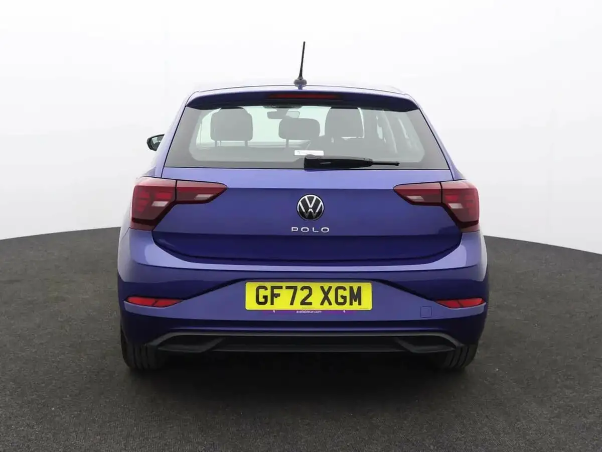 2022-volkswagen-polo-10-tsi-life-big-3