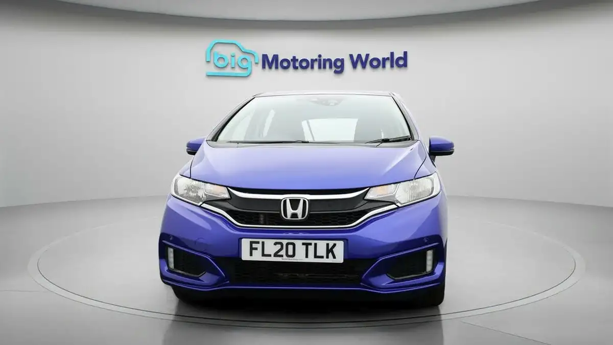 2020-honda-jazz-13-i-vtec-se-cvt-big-1