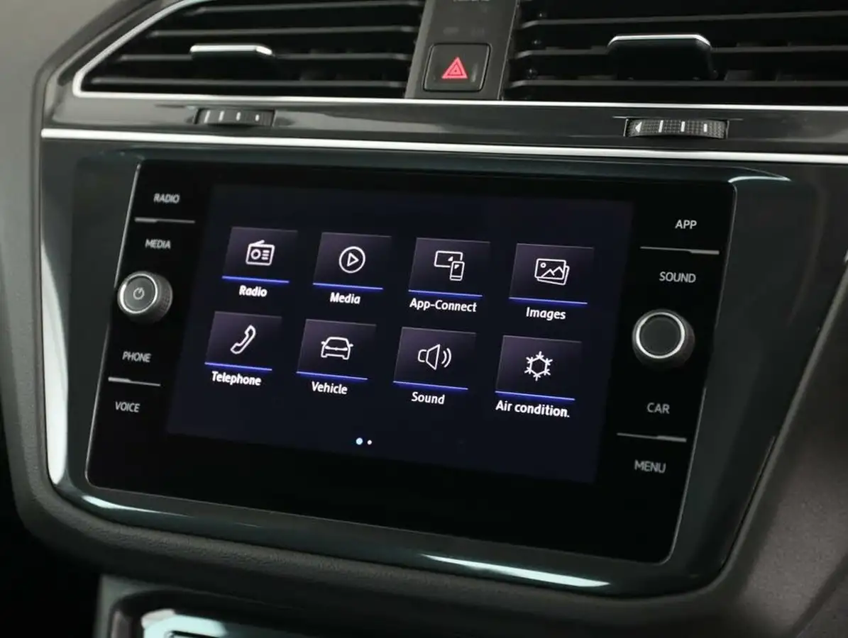 2018-volkswagen-tiguan-20tdi-se-150ps-4motion-ss-big-32