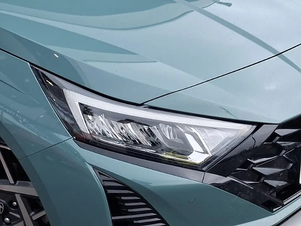 2024-hyundai-i20-10-t-gdi-premium-big-11