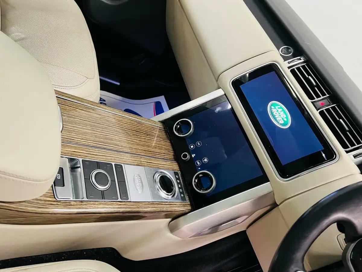 2019-land-rover-range-rover-20p400e-phev-vogue-se-big-60
