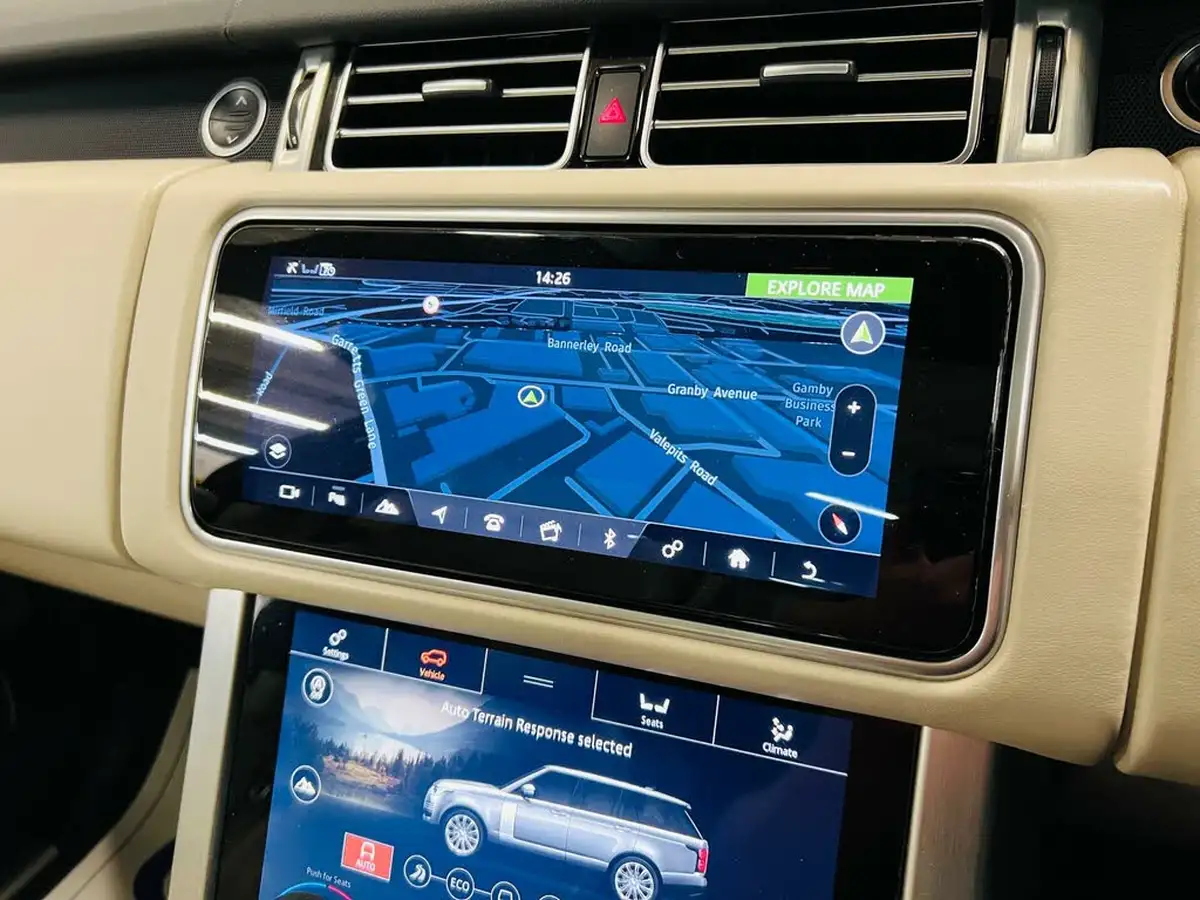 2019-land-rover-range-rover-20p400e-phev-vogue-se-big-36