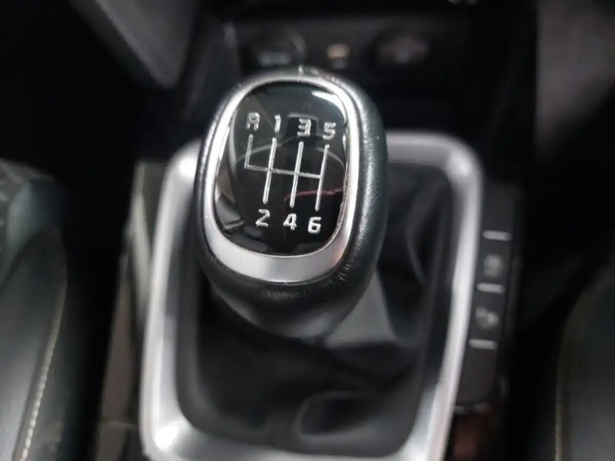 2022-kia-xceed-15-t-gdi-3-big-14