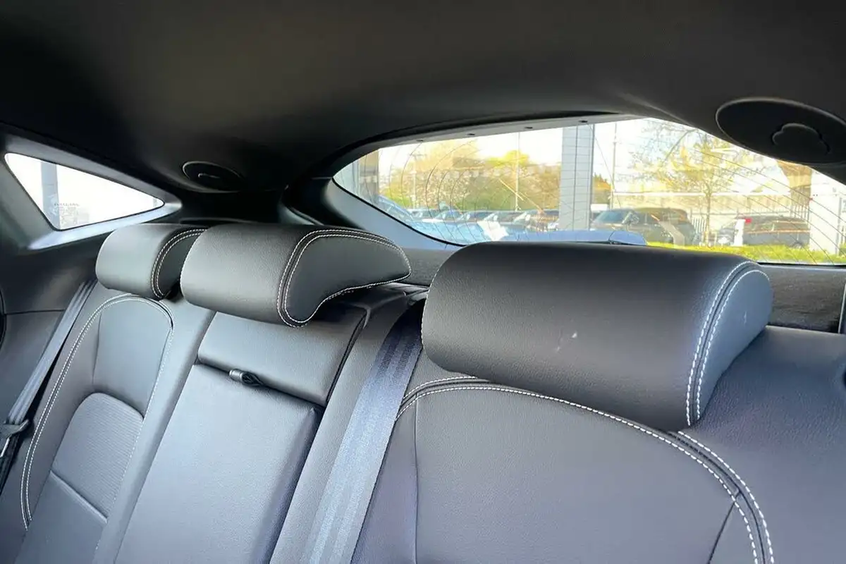 2023-jaguar-e-pace-15-p300e-r-dynamic-se-big-47