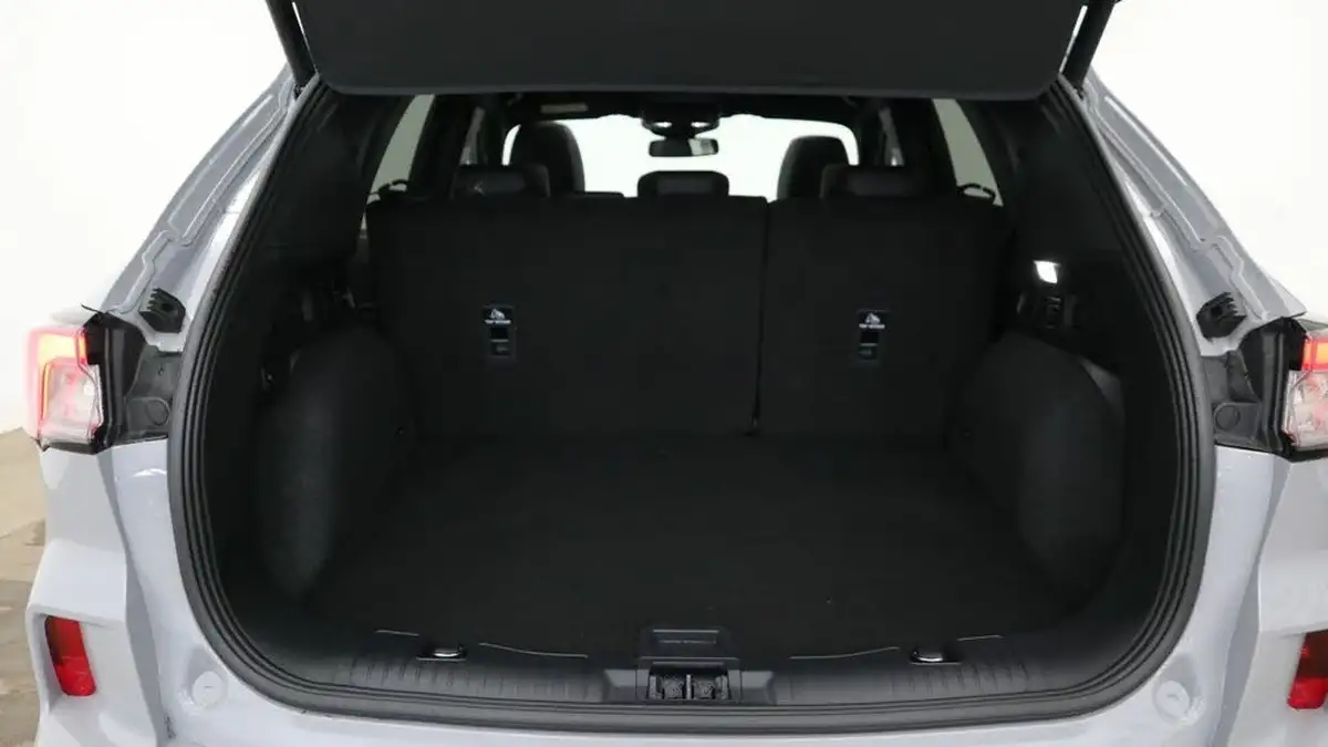2024-ford-kuga-25t-graphite-tech-edition-190ps-fhev-big-10
